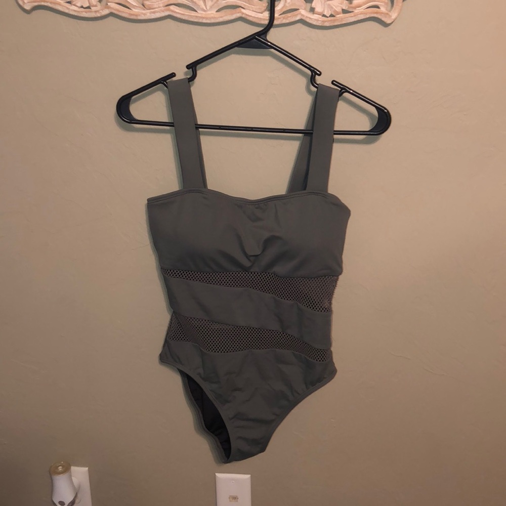 One piece swimsuit